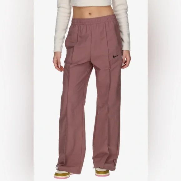 Nike Pink Track Pants with High-Rise Waist - Picture 2 of 16